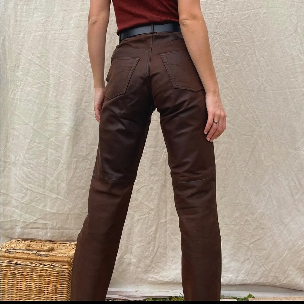 Vintage ‘80s brown leather high rise trousers / slim straight leg /biker/women - Picture 5 of 9
